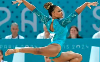 Rebeca Andrade anuncia retorno às competições após pausa para cuidar da saúde mental