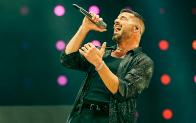 Show de Ricky Martin é interrompido após ataque com gás lacrimogêneo