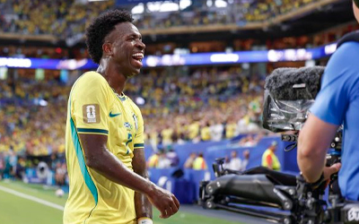 Brasil aciona FIFA após gol anulado de Vini Jr. e usa lance de Messi como comparação