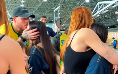 Despedida! Ferrugem e Thaís se emocionam antes de intercâmbio da filha mais velha