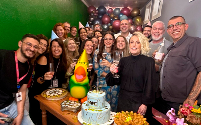 Ana Maria Braga celebra 27 anos do “Mais Você”: “Vida longa ao nosso programa!”